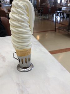 巨大ソフトクリーム